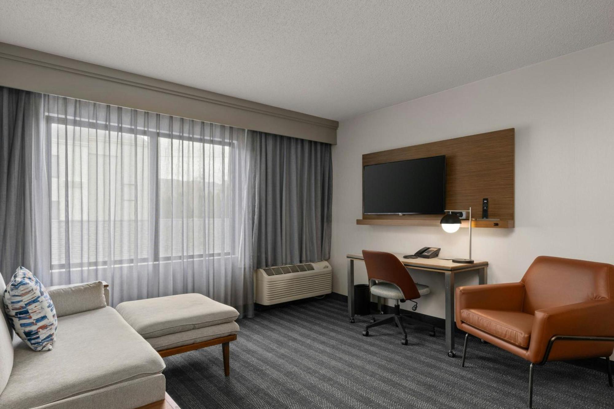 Courtyard Boise Downtown Hotel Екстериор снимка